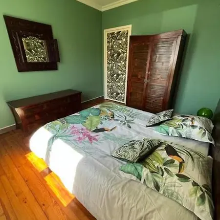 Le Trankiloup Holiday home Grezac