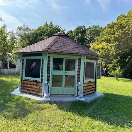 Le Trankiloup Holiday home Grezac